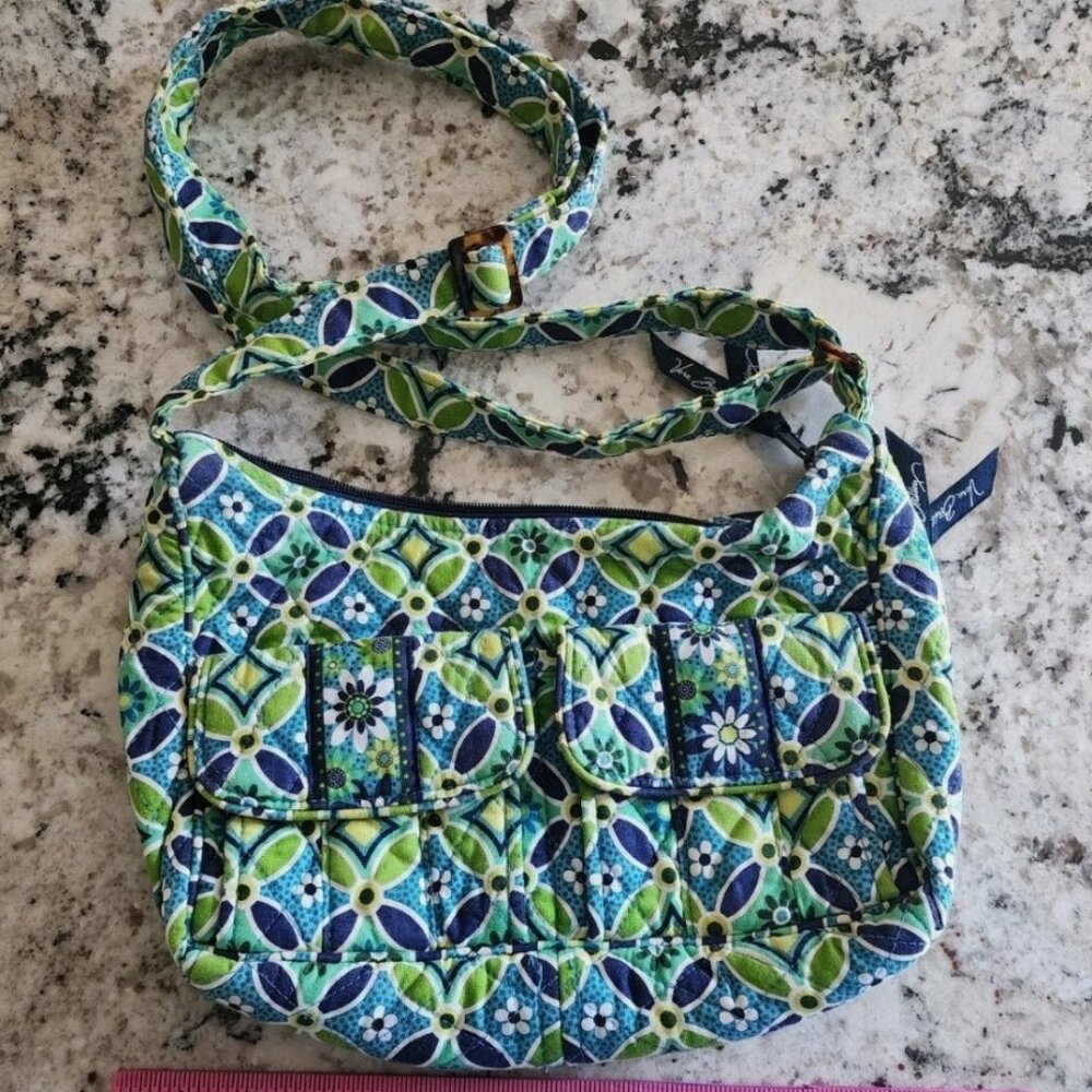 Vera Bradley Libby Shoulder Bag Purse in "Daisy Daisy" Retired 2008 Floral Print